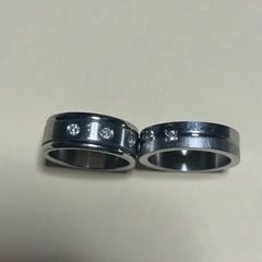 石つきリング2点の画像