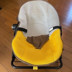 【美品】バウンサー＋付属テーブル　カトージの画像