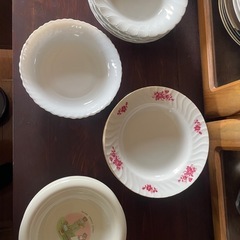パスタ用などに お皿　の画像