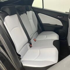 ✨🎉【車を買うなら今が超チャンス！】🎉✨ オトロン岐阜店イチオシ！大人気の『トヨタ プリウス 　Ａ』登場🎊最大10万円がお得🎊 期間限定キャンペーン実施中！の画像