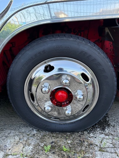 デコトラ　ホイールマーカー、ライナー、タイヤ6本+スペアタイヤホイール付き