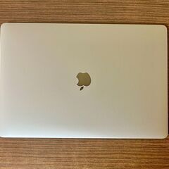 高性能・大画面 MacBook Pro 2019 - i7、32GB、512GB (6322)の画像