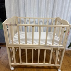KATOJI ベビーベッドの画像
