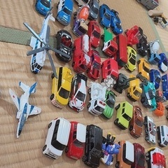 トミカ大量(取引中)の画像