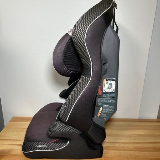 Combi コンビ ジョイトリップ エッグショック GC ジュニアシート