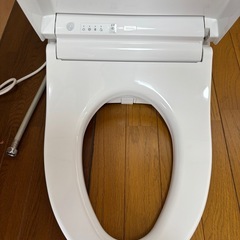 TOTO ウォシュレット　機械部　（便器ありません）の画像
