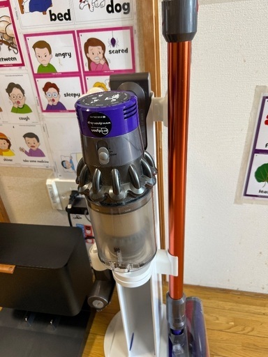 Dyson V10-SV12 コードレス掃除機 ホワイト/オレンジ (shin