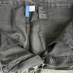 VOLCOM 、H&M  ボトムズ　サイズ32 美品【値下げ】の画像