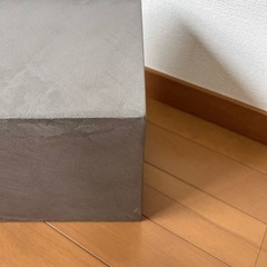 モールテックス ディスプレイ台 25cm角 グレージュ｜コンクリート 展示什器の画像