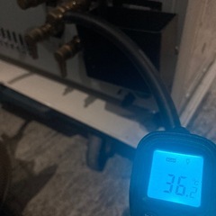サンポット　カベック　床暖内蔵　FF式石油ストーブ　2018年製 の画像