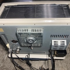 サンポット　カベック　床暖内蔵　FF式石油ストーブ　2018年製 の画像