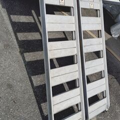 🔴山口市、アルミブリッジあゆみ板¥20500⇒中古¥9800🔴L122cm・W34cm・2枚セットの画像