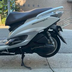 B0238 ヤマハ YAMAHA シグナス 125cc SE44J 2013年モデル ホワイト 小型自動二輪 バイク 通勤 通学 ツーリングの画像