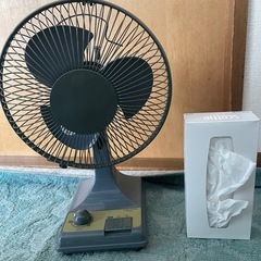 小さくて可愛い　卓上扇風機の画像