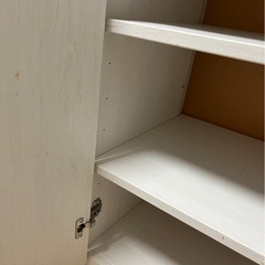 キャビネットの画像