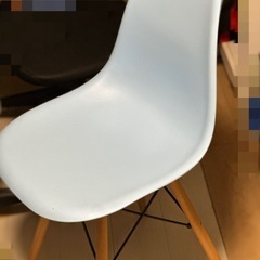 アイリスプラザ 椅子 ダイニングチェア シェルチェア おしゃれ 勉強 リプロダクト 天然木脚 の画像