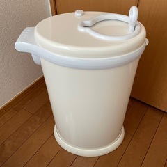 ウッビー　オムツペール　おむつゴミ箱の画像