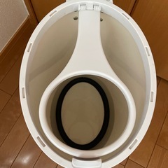 ウッビー　オムツペール　おむつゴミ箱の画像