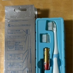 【未使用品】衛生用品各種マスク、光る歯ブラシなどの画像