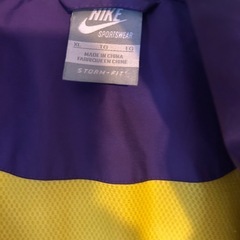 NIKE 上着
の画像