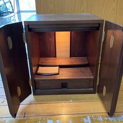 小ぶりな仏壇の画像