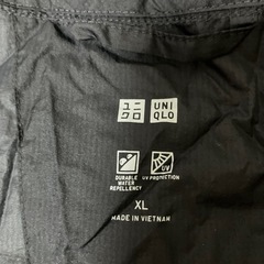 UNIQLOポケッタブルパーカーXLの画像