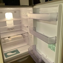 三菱ノンフロン冷凍冷蔵庫　MR-CU33P-Cの画像