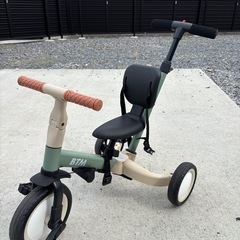三輪車の画像