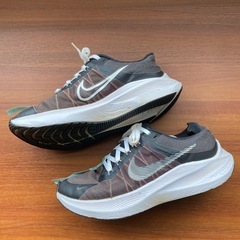 ジャンク扱　NIKE シューズ　24㎝の画像