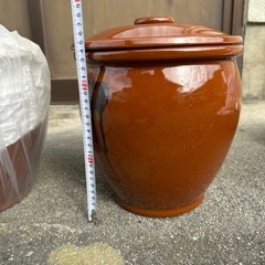 梅漬物に使った甕、カメ、壺の画像
