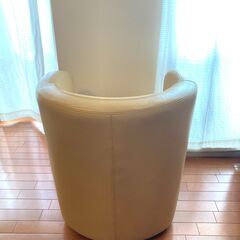 レザーチェア　一人用　ベージュ　※レザーひび、ハゲありの画像
