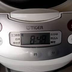 炊飯器（炊飯ジャー）【JBH-G102】（他にもいくつか出品しています）の画像