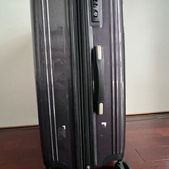 スーツケース Mサイズ　黒　拡張機能付　　の画像