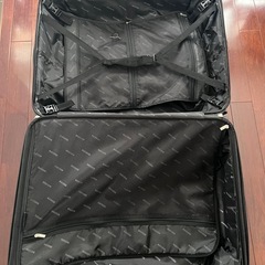 スーツケース Mサイズ　黒　拡張機能付　　の画像
