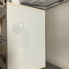 食器棚の画像