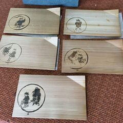 【ヴィンテージ？】未使用品 10客 角折赤杉焼印 十牛図 銘々皿 京都自休菴 工芸品 木材の画像