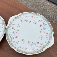 【Noritake ノリタケ】 花更紗 大皿 パーティープレート 2枚セット 直径約28cm　ボーンチャイナの画像