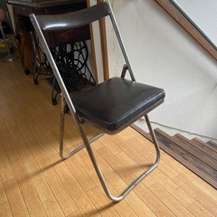 昭和　レトロ　折りたたみ椅子の画像