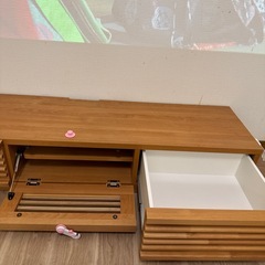 テレビ台の画像