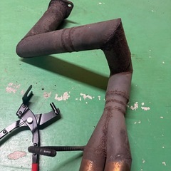 ハイエース　ワンオフ　ステンレス デュアル出力マフラー 本体の画像