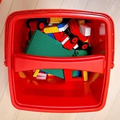 レゴLEGO 赤いバケツの画像