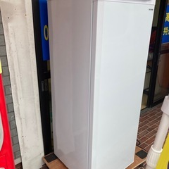 2020年製アイリス 冷凍庫 175L 省 大容量 IUSD-18A-Wの画像