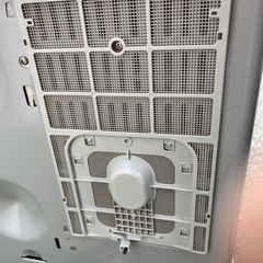 ファンヒーターと灯油ポリタンクセットの画像