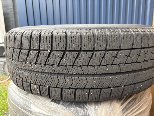 冬タイヤ　185/60R15