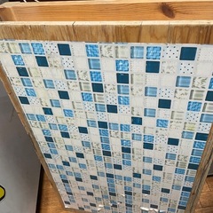折りたたみテーブルの画像
