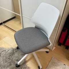 【ニトリ】ワークチェア　白　美品の画像