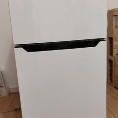 Hisense 2ドア冷凍冷蔵庫【2020年製】HR-B95A（取扱説明書あり）の画像