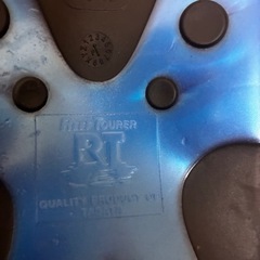 R I high wing フィンの画像