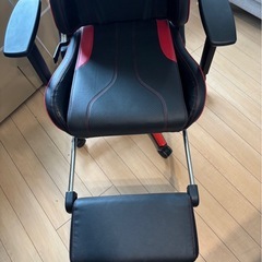 【お値下げしました】ゲーミングチェアの画像
