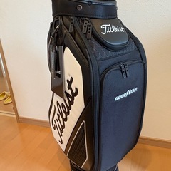 新品未使用タイトリストキャディーバックの画像